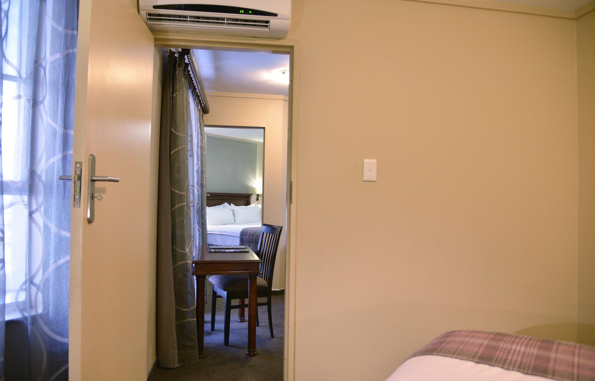 Fortis Hotel Manor פרטוריה מראה חיצוני תמונה