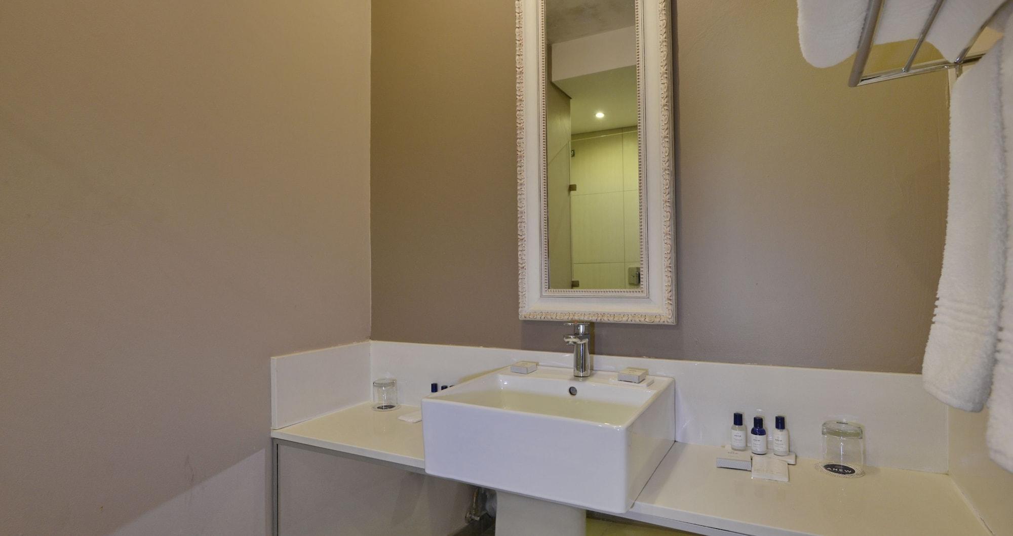 Fortis Hotel Manor פרטוריה מראה חיצוני תמונה