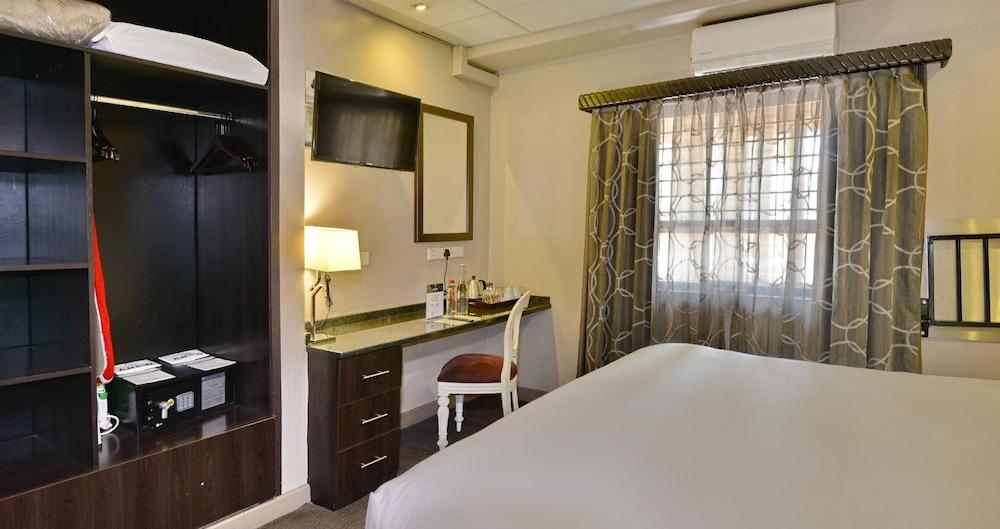 Fortis Hotel Manor פרטוריה מראה חיצוני תמונה
