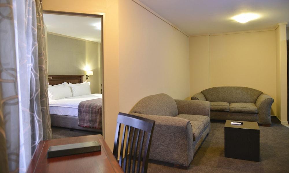 Fortis Hotel Manor פרטוריה מראה חיצוני תמונה