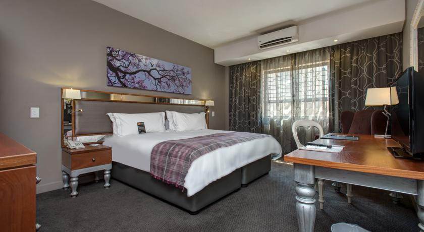 Fortis Hotel Manor פרטוריה מראה חיצוני תמונה
